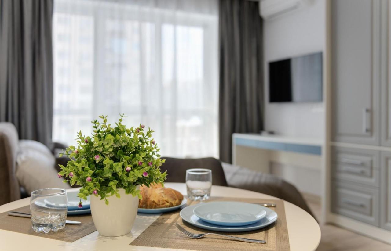 Modern New Cozy Apartment Kvartet Railway Station Kiev Eksteriør billede