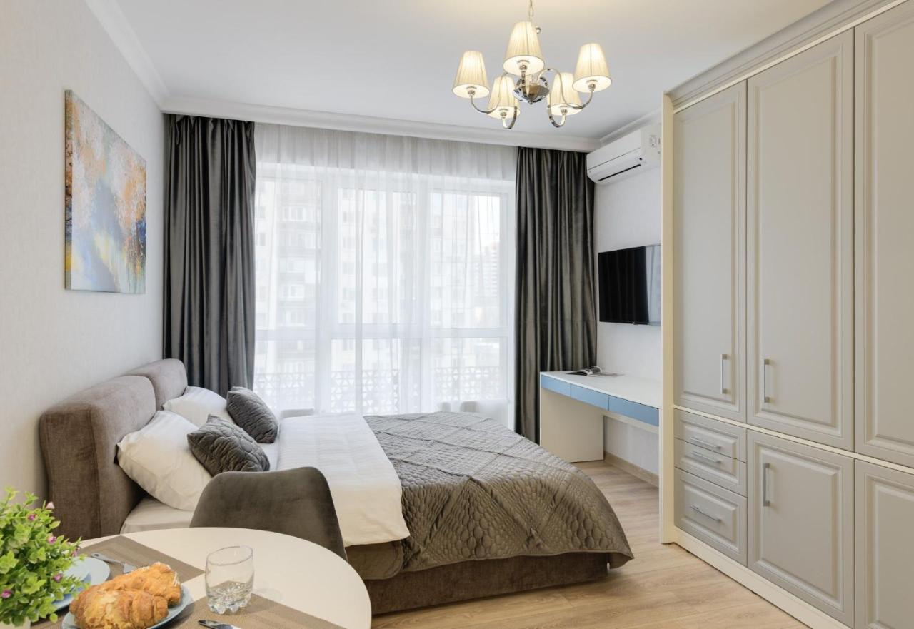 Modern New Cozy Apartment Kvartet Railway Station Kiev Eksteriør billede