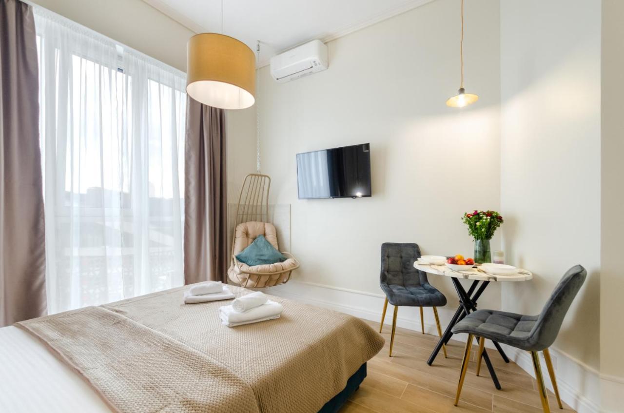 Modern New Cozy Apartment Kvartet Railway Station Kiev Eksteriør billede