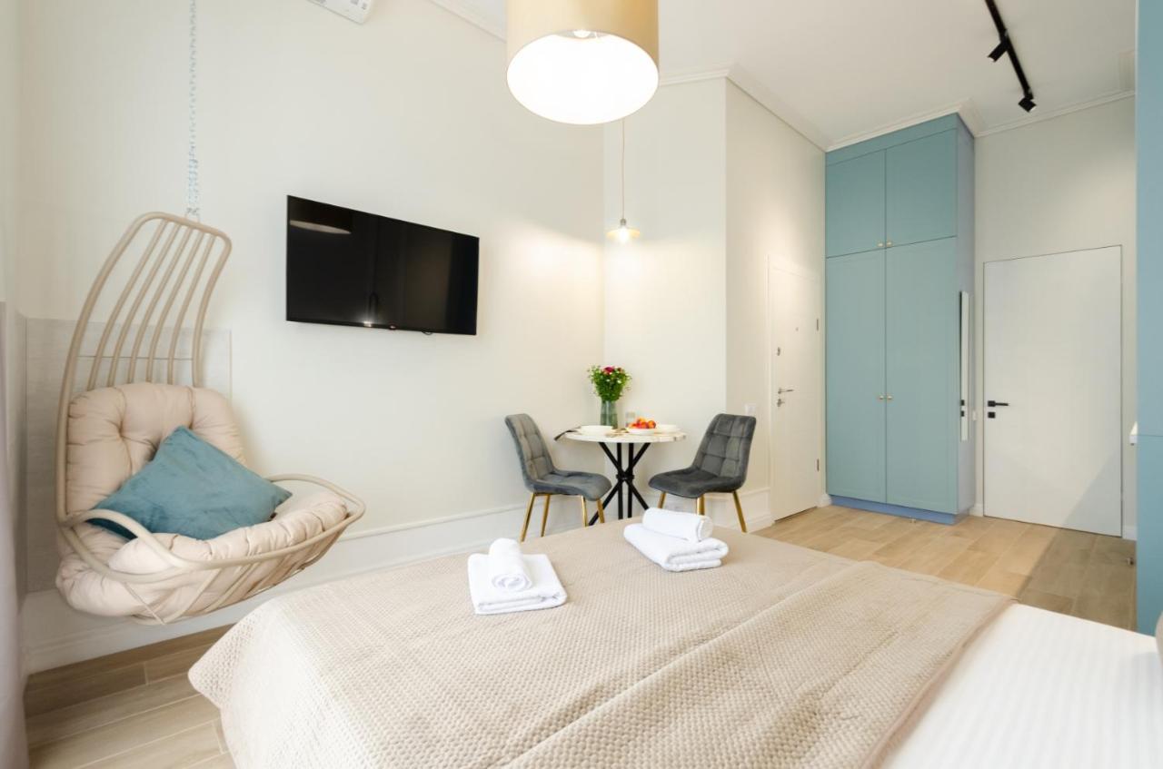 Modern New Cozy Apartment Kvartet Railway Station Kiev Eksteriør billede