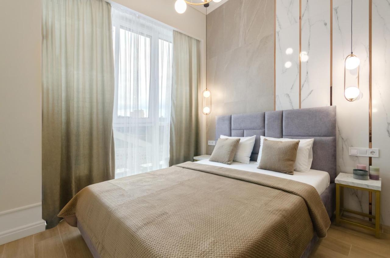 Modern New Cozy Apartment Kvartet Railway Station Kiev Eksteriør billede