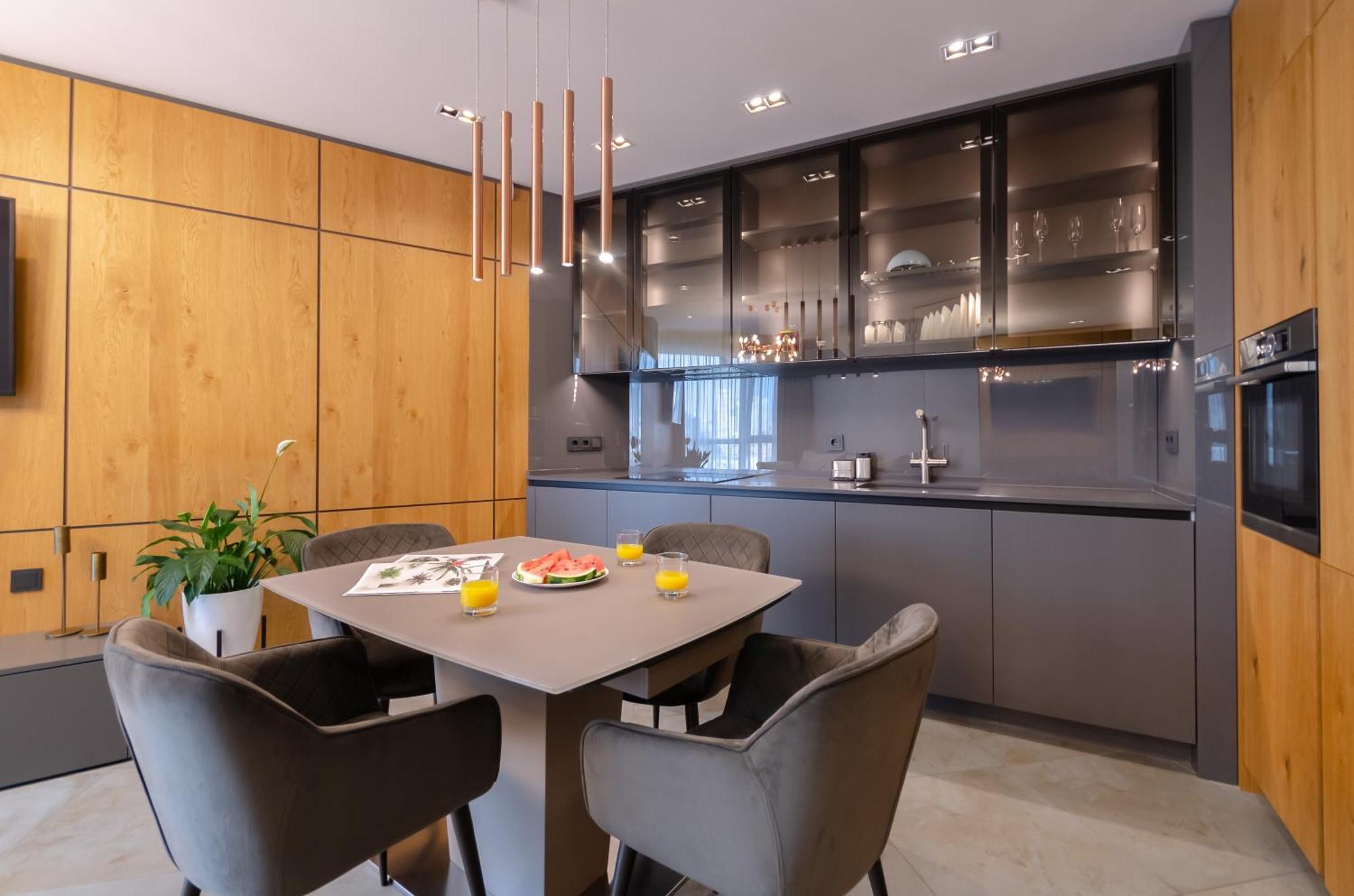 Modern New Cozy Apartment Kvartet Railway Station Kiev Eksteriør billede