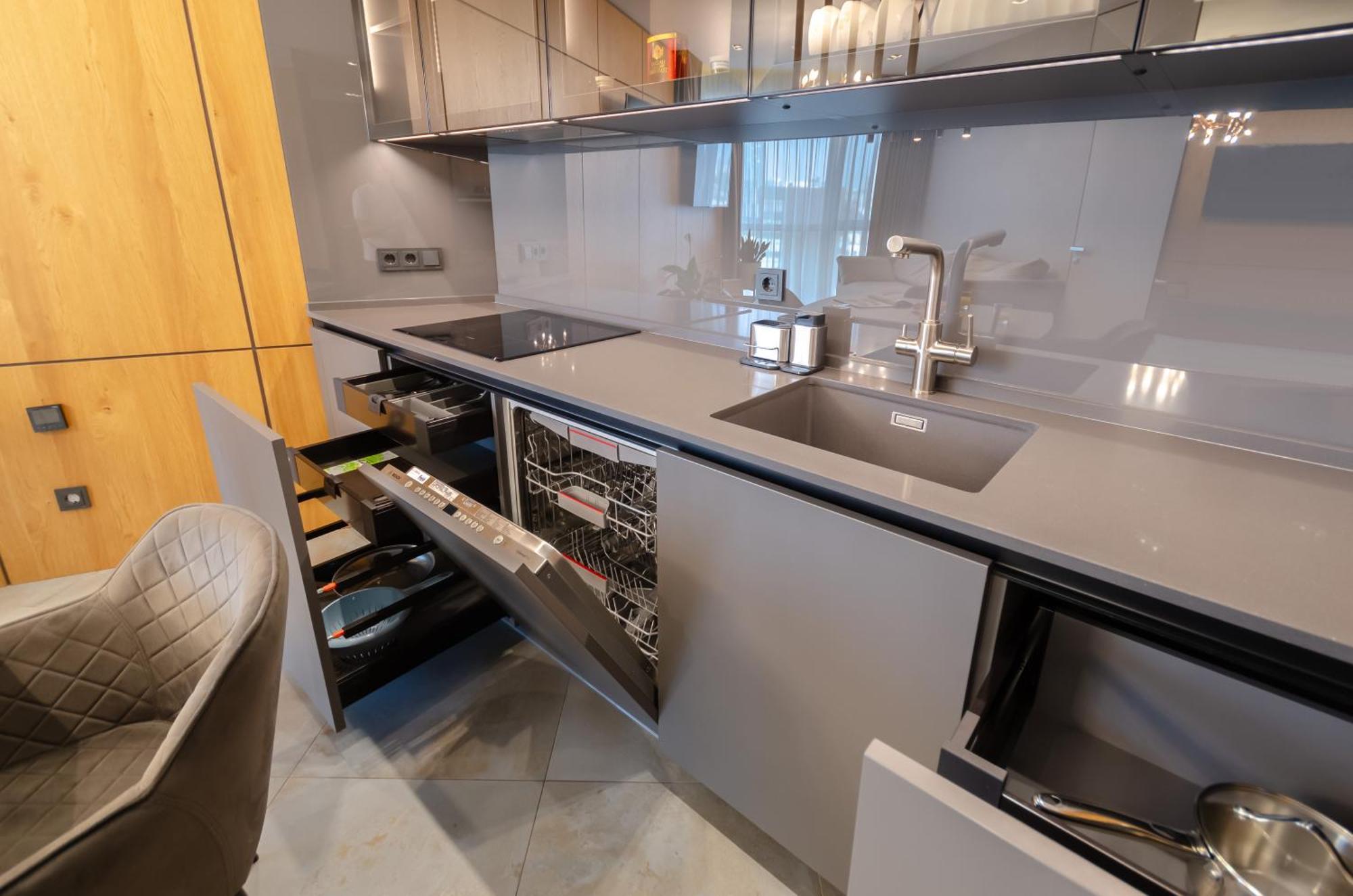 Modern New Cozy Apartment Kvartet Railway Station Kiev Eksteriør billede
